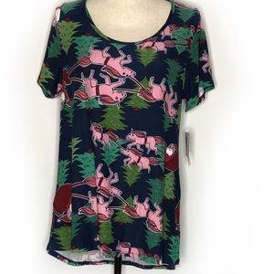 NWT Medium Christmas Soft Lularoe Classic T